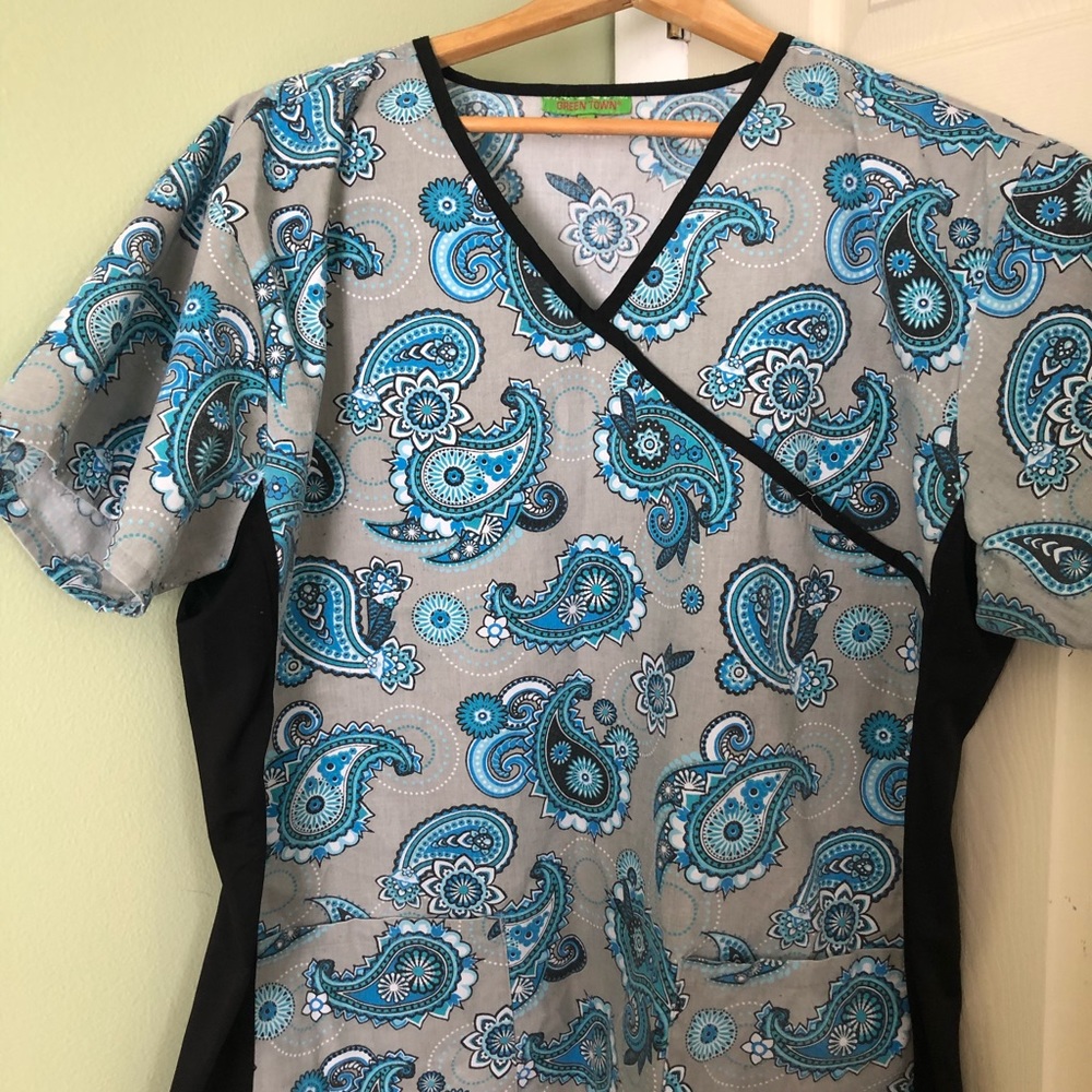 Women scrubs